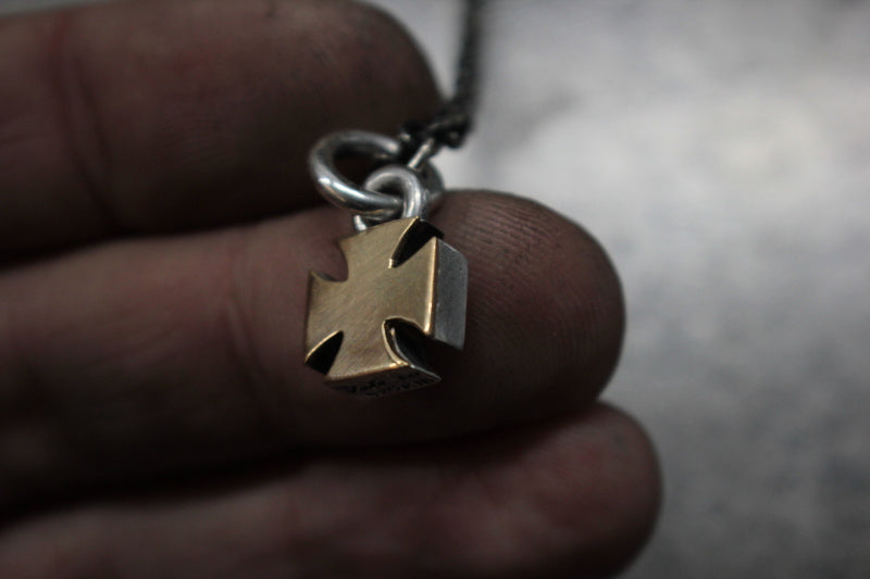 FCT-123 cross top