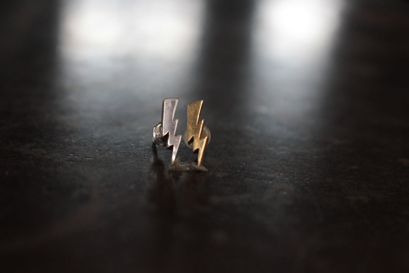 FCE-16 lightning stud