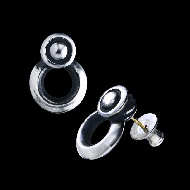 Carved stud earrings with ring