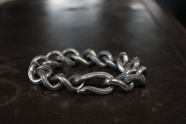 FCB-01 SL twist chain bracelet snake hook