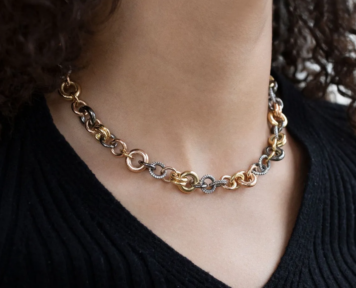 Atlantis MX Pavé Diamond Toggle Necklace