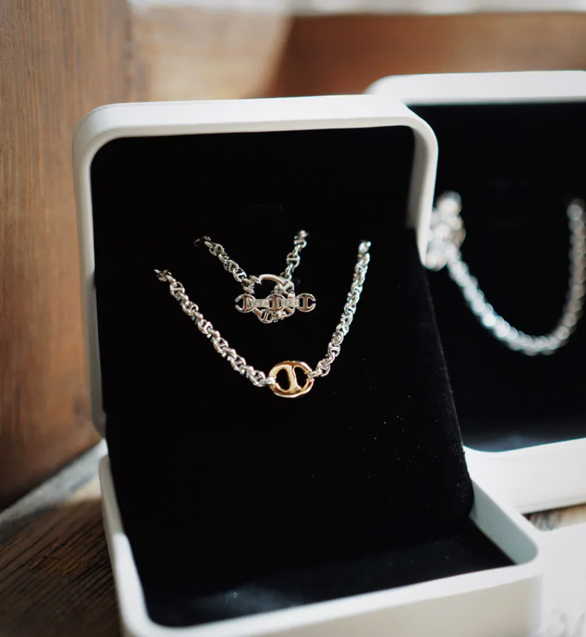 HB233-SSYGWD SILVER MICRO CHAIN WITH 18K YELLOW GOLD PLAIN 10MM STATION