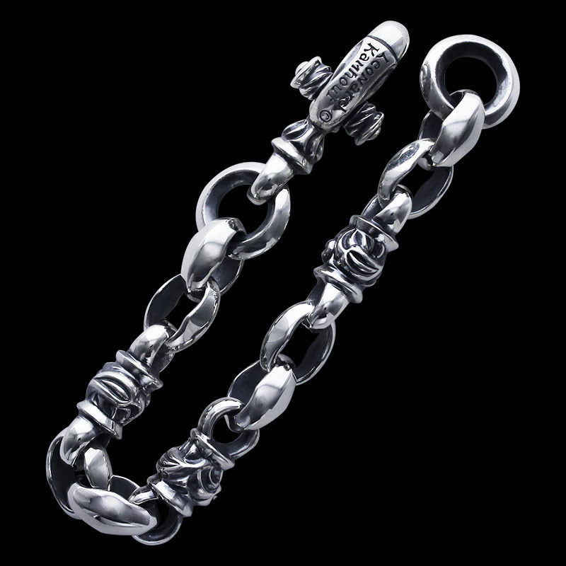 Silk Hawk Bracelet (Engraving with Leonard Kamhout)