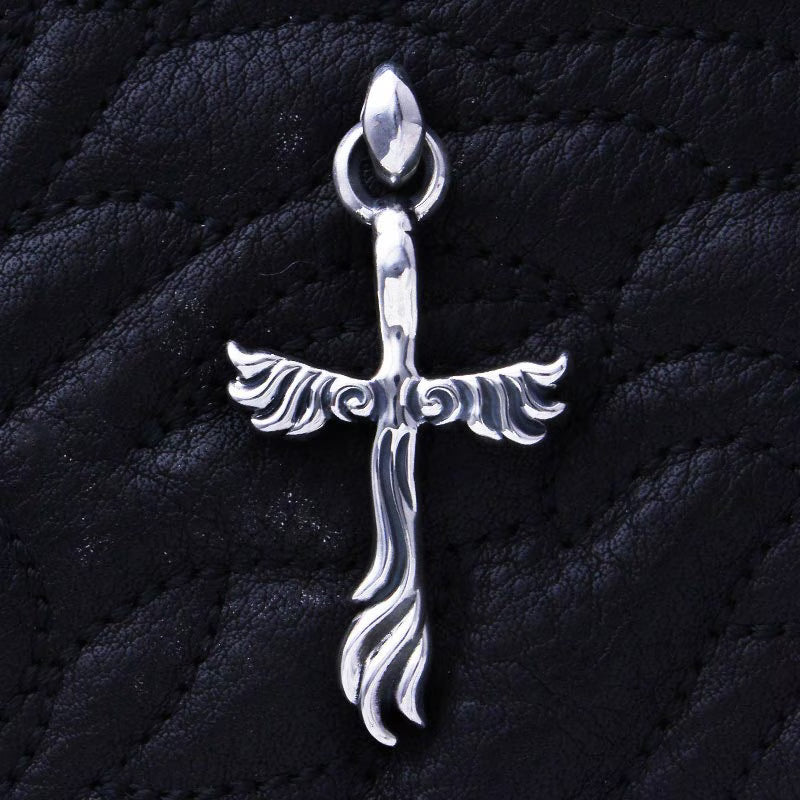 MF Pendant: Long Eagle Cross Linked Silk