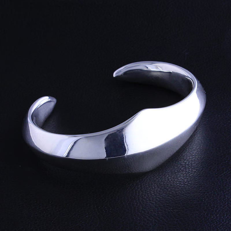 Silk cuff (Leonard Kamhout engraved)