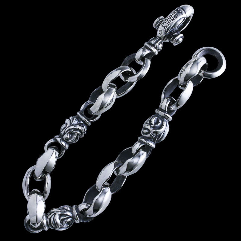 Silk Eagle Bracelet (Leonard Kamhout Engraving)