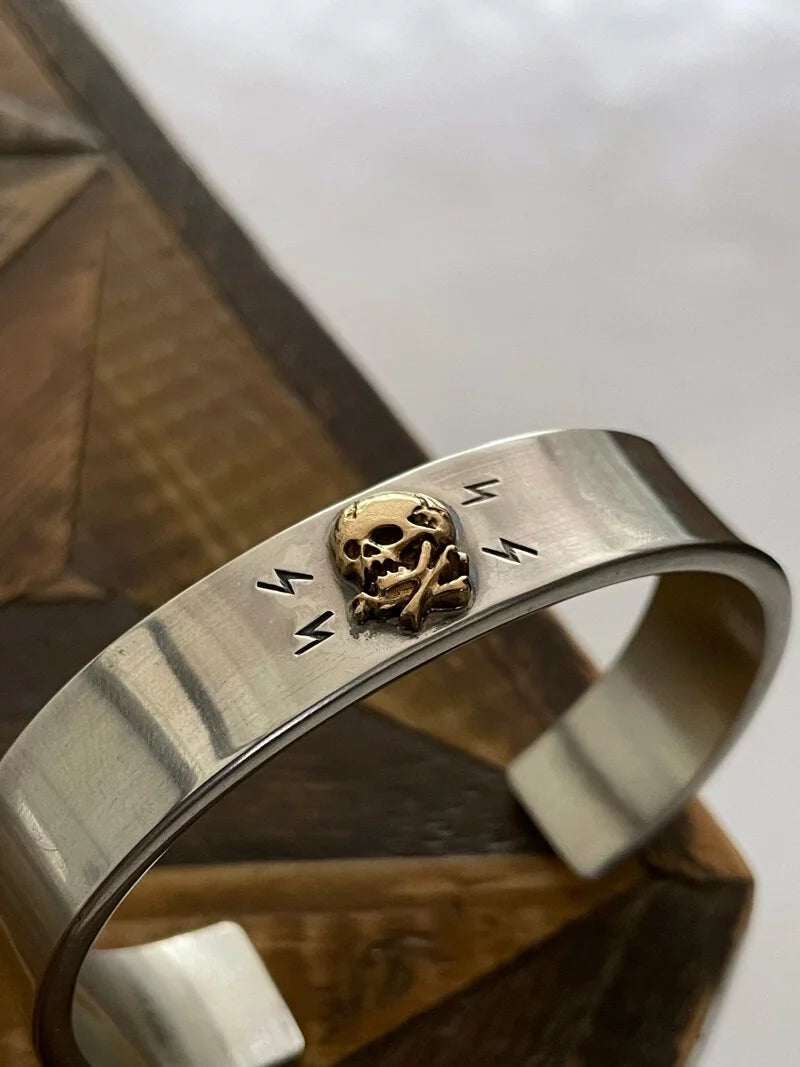 FCB-40 Flat Bangle w/K18 Skull
