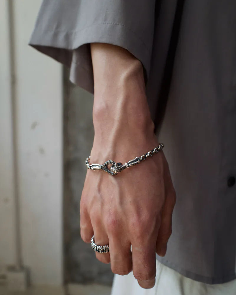 Mating Flight Hook 6mm Mini Silk Chain Bracelet