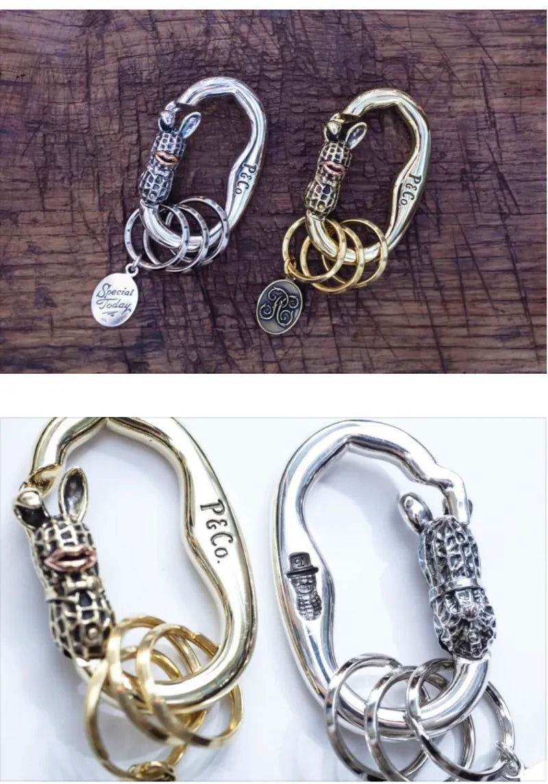 BUNNY PEANUTS CARABINER