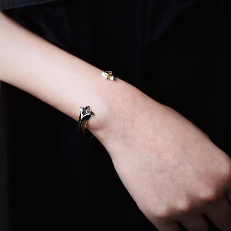 vinavast Bangle