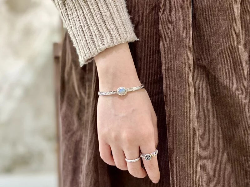 Opal Arabesque 5mm Bangle