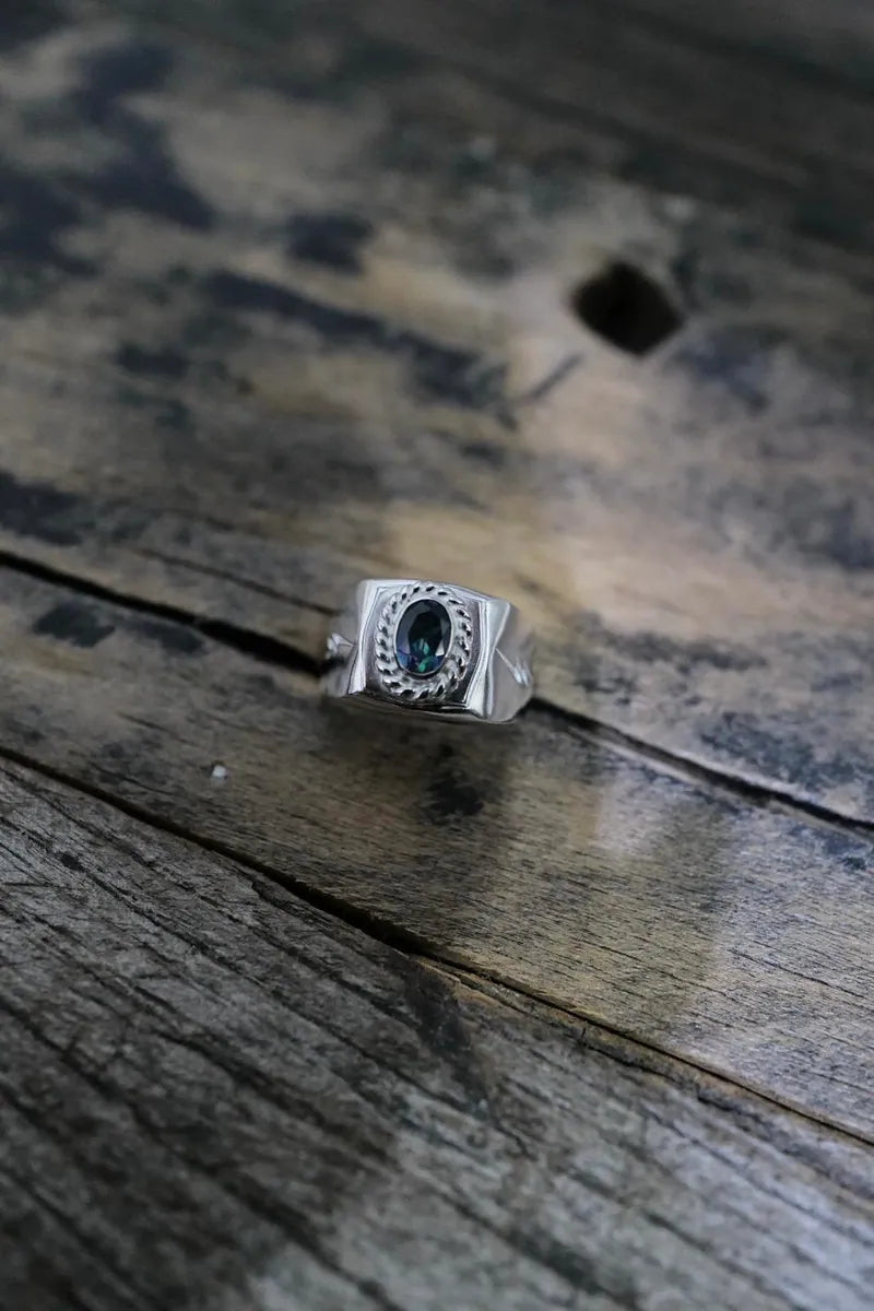 銀繩Rainbow Topaz 印台戒