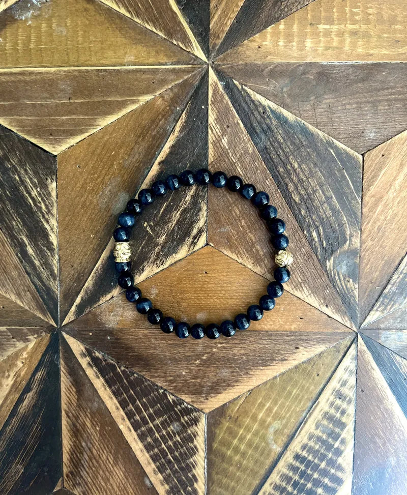 Lone Ones Stone Bracelet w/ K18 Gold Hawk Bead & Embossed Bead