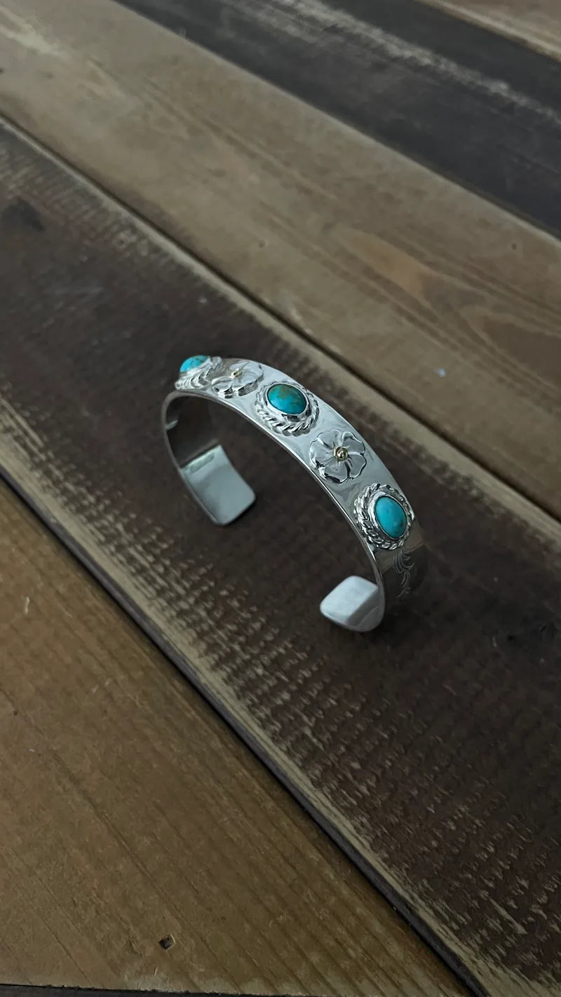 One Eagle Arabesque Bangle