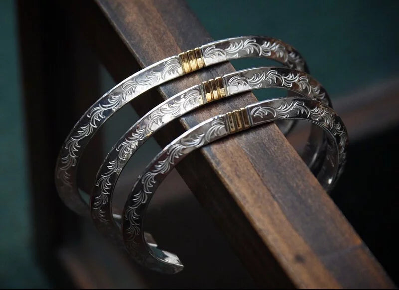 唐草 Triangle Bangle
