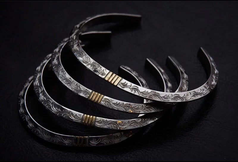 唐草 Triangle Bangle