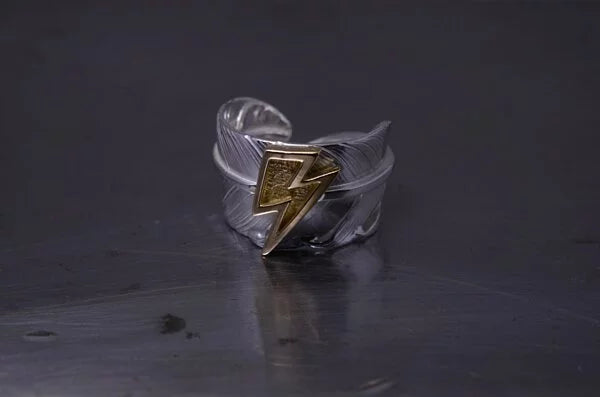 金閃電羽毛戒指系列