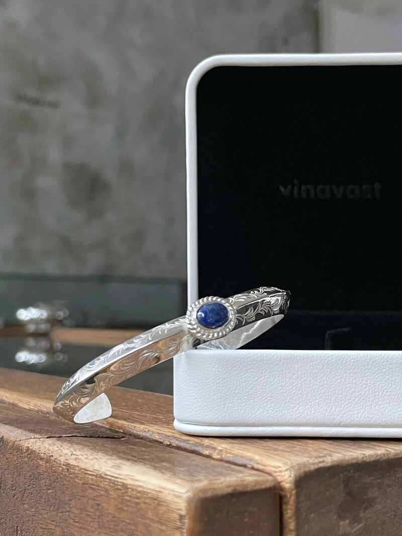 Lapis lazulitriangle arabesque bangle