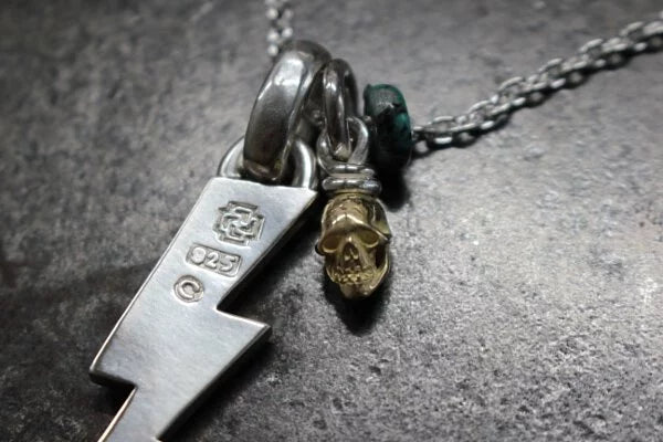 FCT-16 Top/K18 Skull Pendant