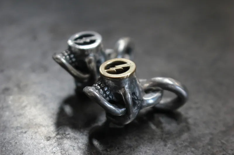 FCT-151 Lightning Skull Top