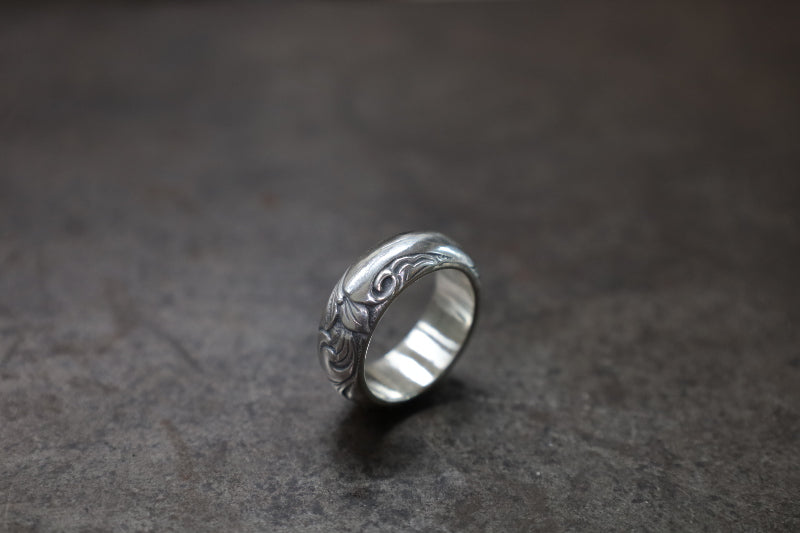 FCR-81 scroll flag ring