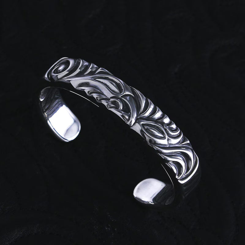 Love Bite Cuff (Leonard Kamhout engraving)