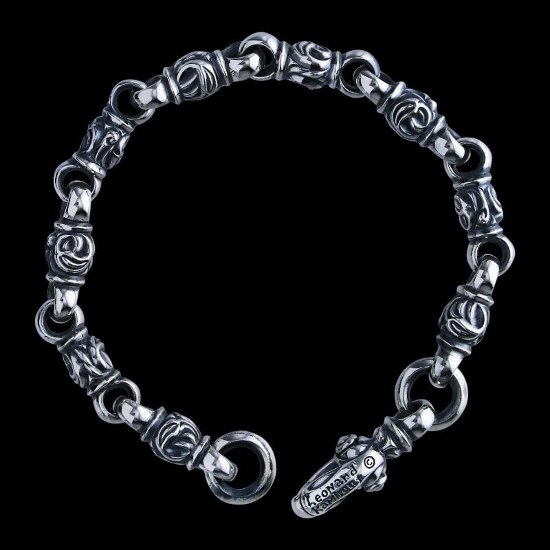 Dove Bracelet (Engraving with Leonard Kamhout)