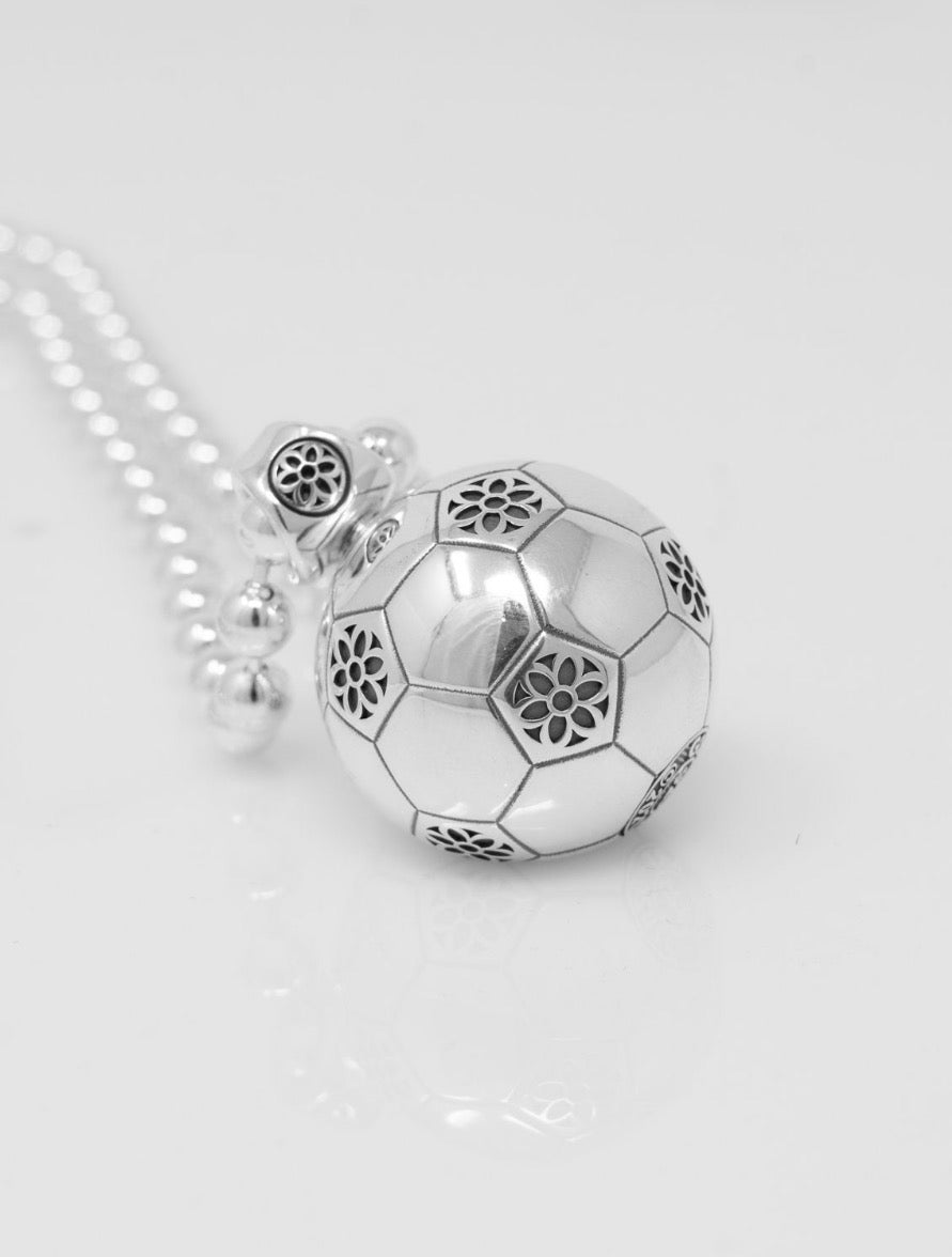 Mid-Kick Pendant - Rosette