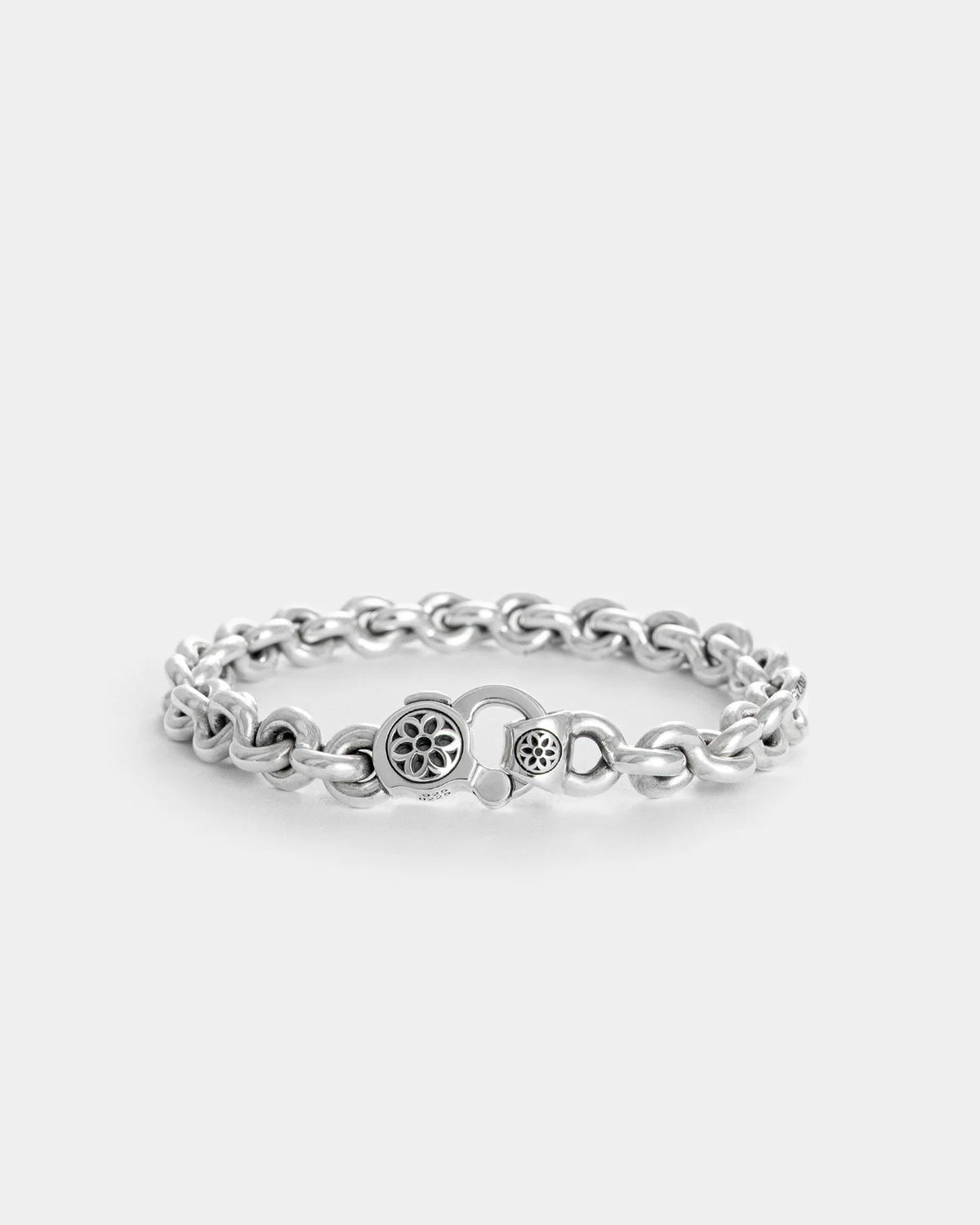 Fin Link A Bracelet