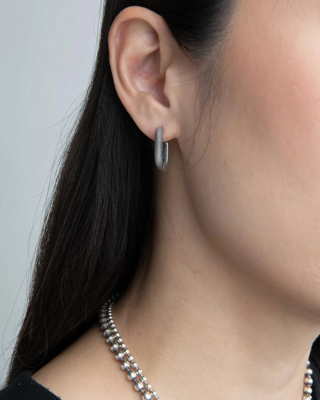Model 22 A Earring - Goosebumps